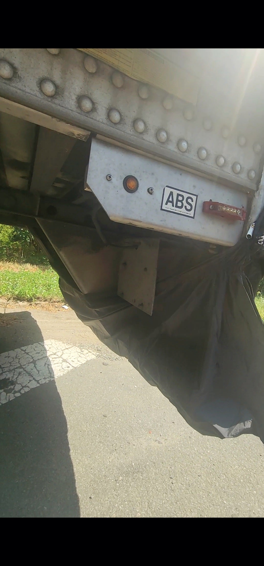 Tractor Trailer debris bag